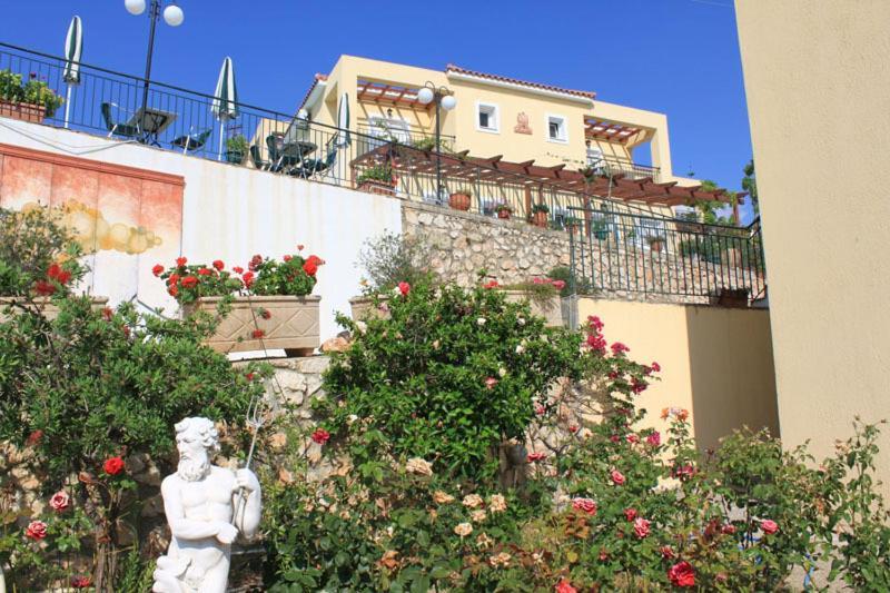 Maria's Garden דירה *