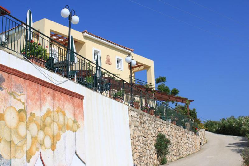 Maria's Garden דירה לאסי