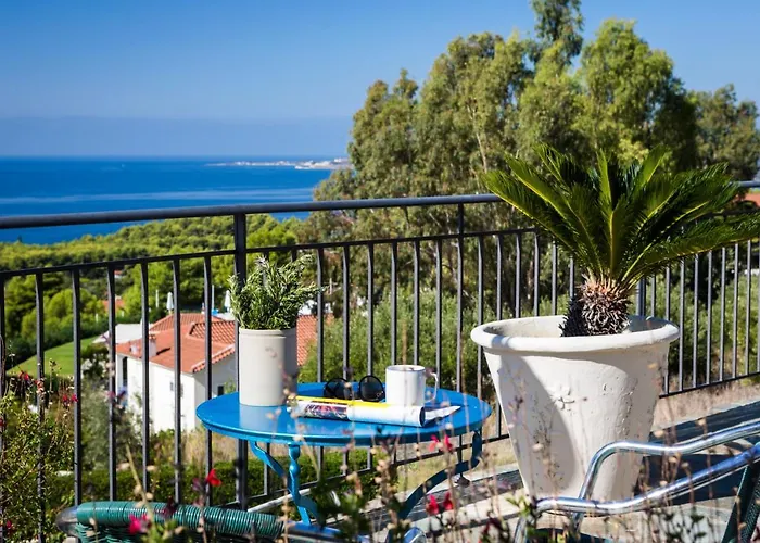 Maria\'S Garden Apartments